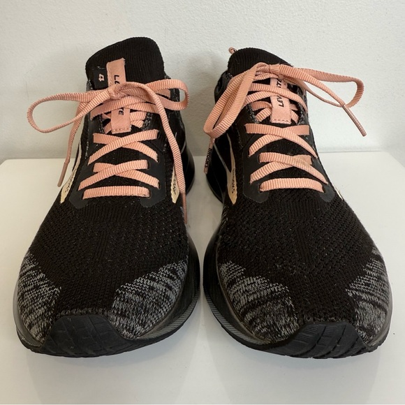 Brooks Levitate 4.0 Sneaker Black Pink Women’s Size 8 - Picture 6 of 10